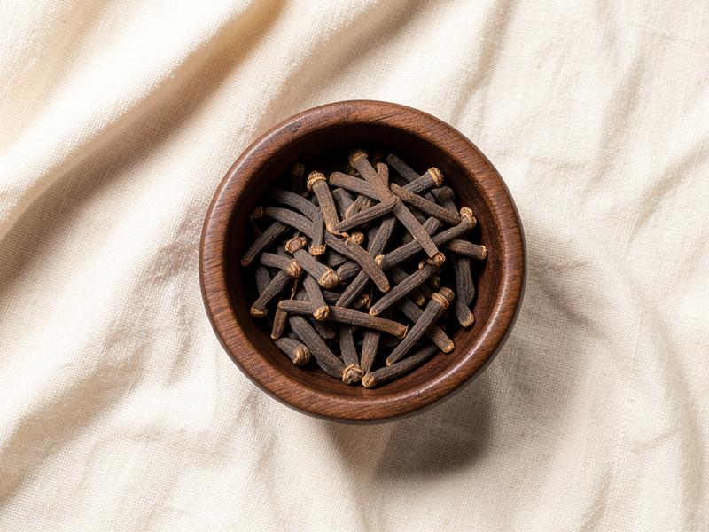 Cloves spice supplied by Swathi Food Trades